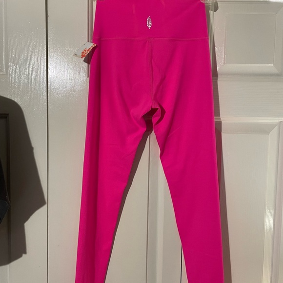 Free People Movement • Never Better 7/8 Ankle Leggins• - Picture 4 of 6